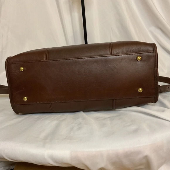 Coach Vintage Large Shopper zip top Tote #9995 from 1996 - Picture 4 of 12